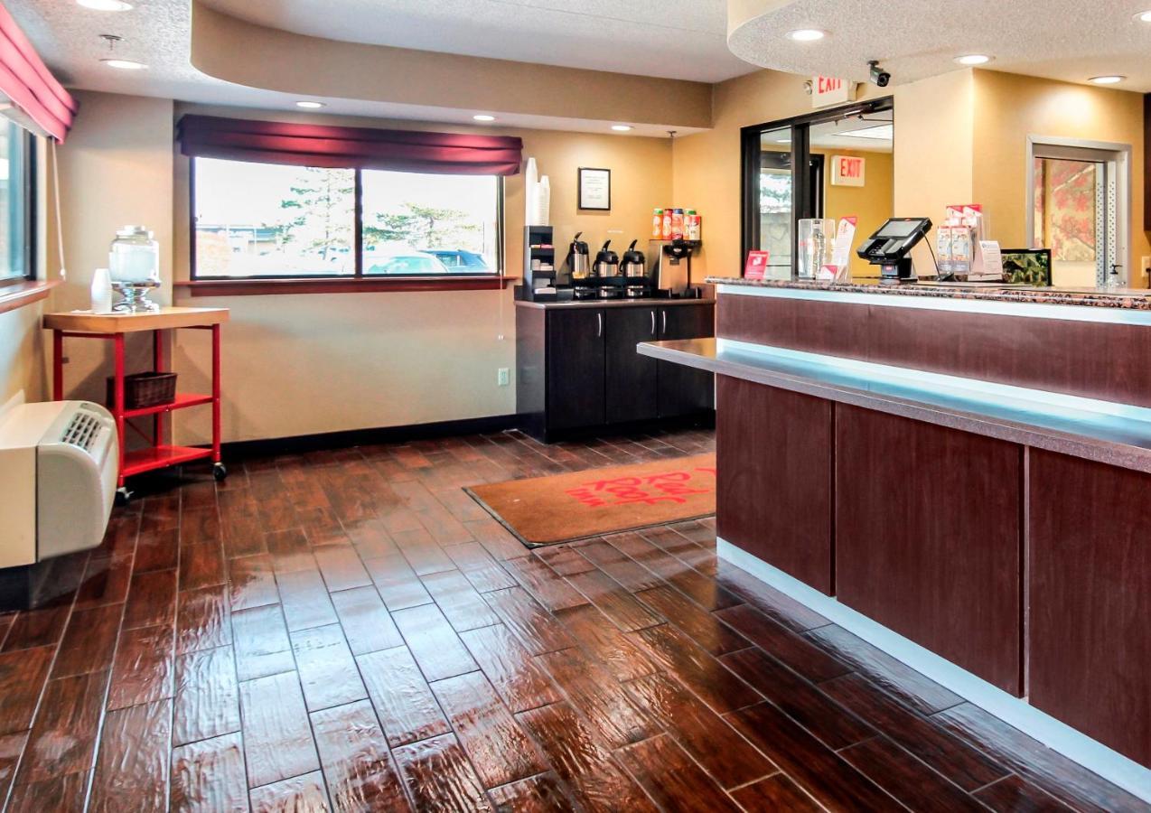Red Roof Inn Detroit - Трой Екстер'єр фото