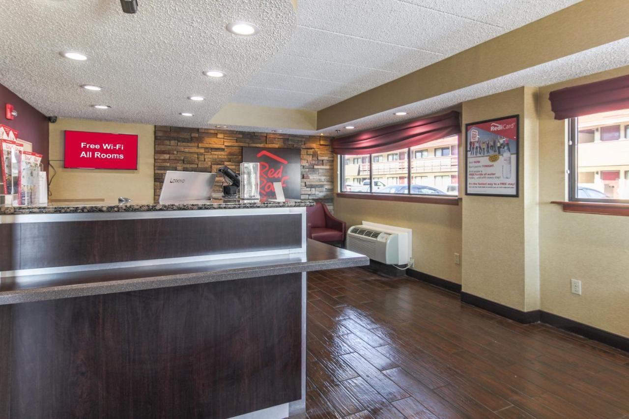 Red Roof Inn Detroit - Трой Екстер'єр фото