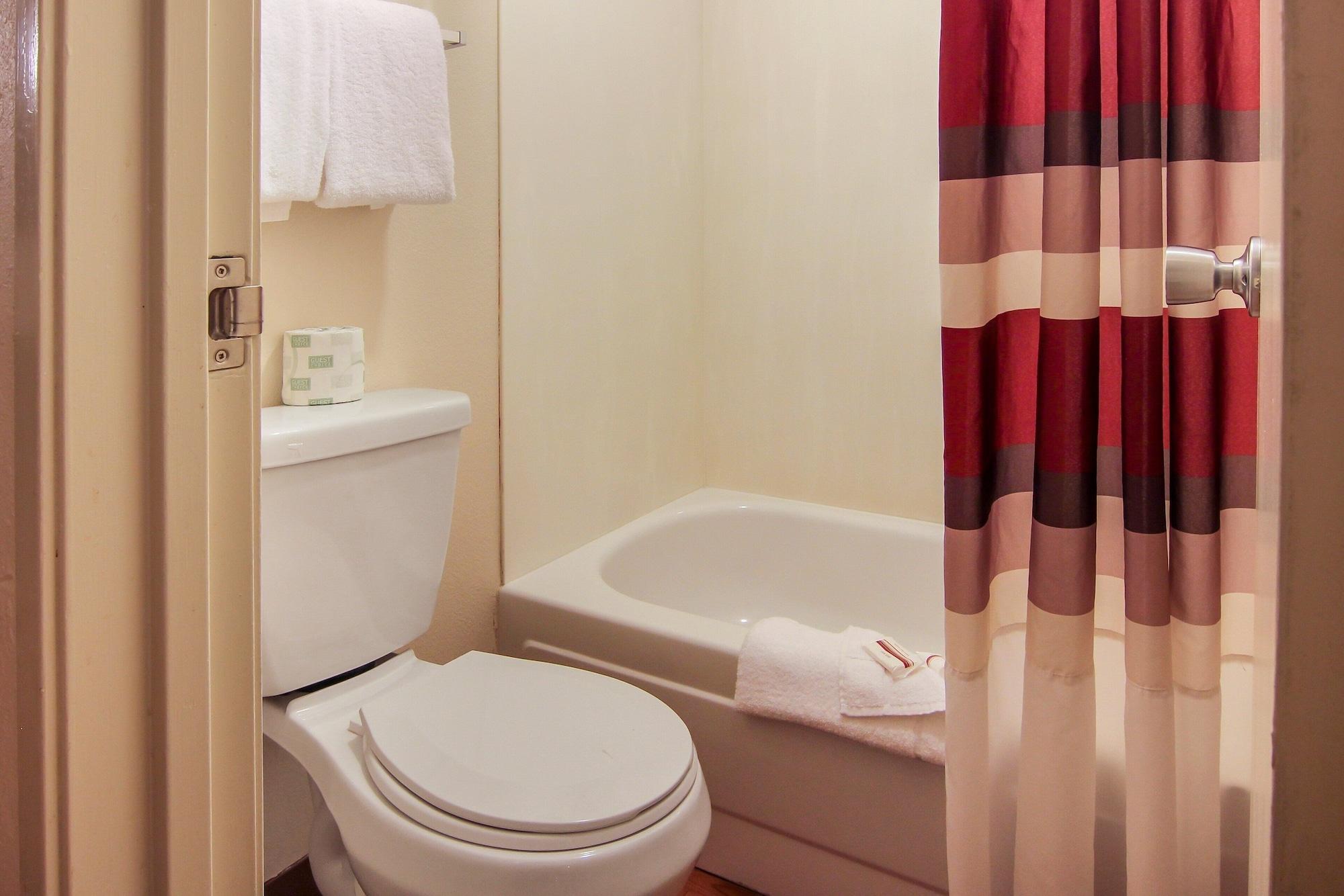 Red Roof Inn Detroit - Трой Екстер'єр фото