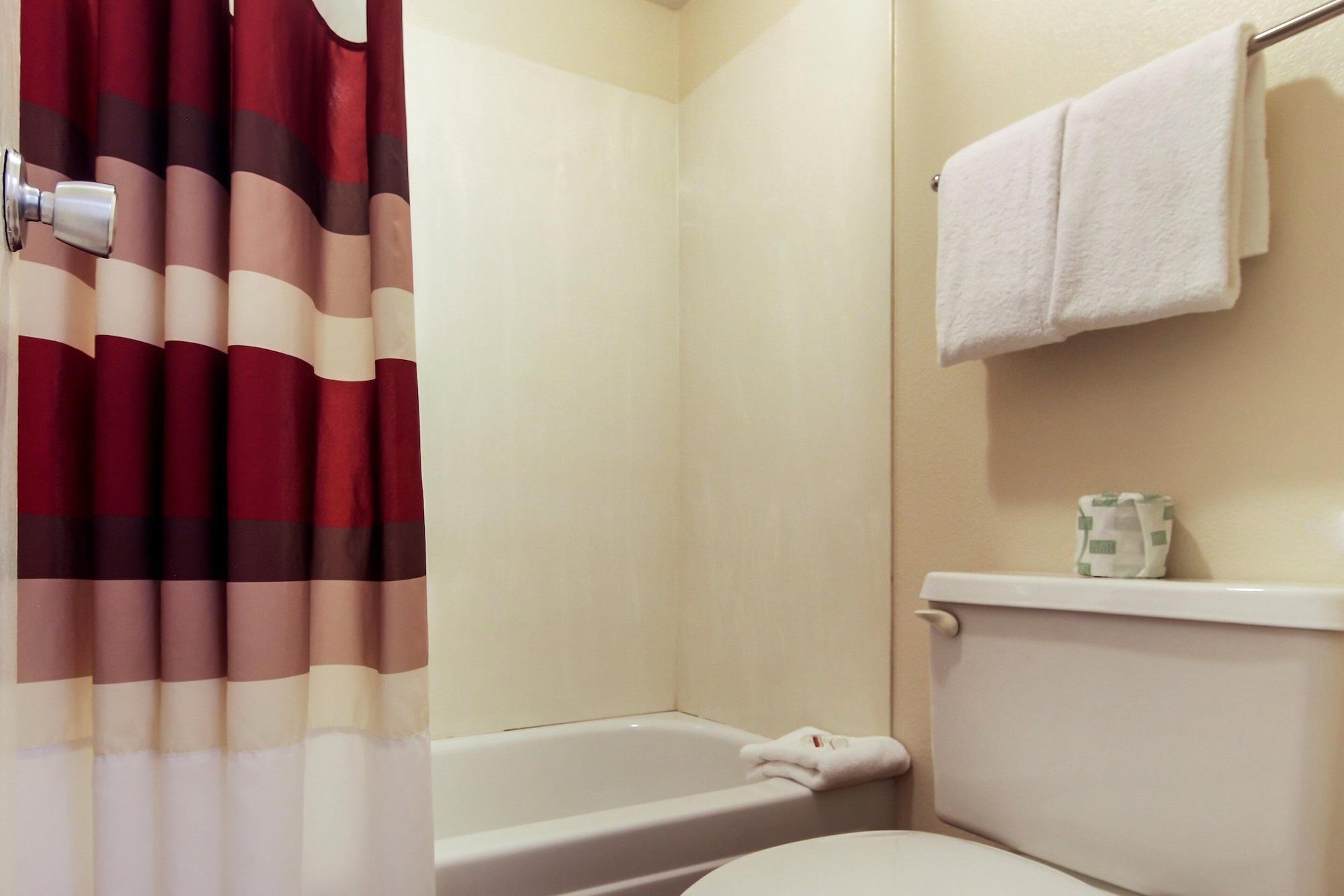 Red Roof Inn Detroit - Трой Екстер'єр фото