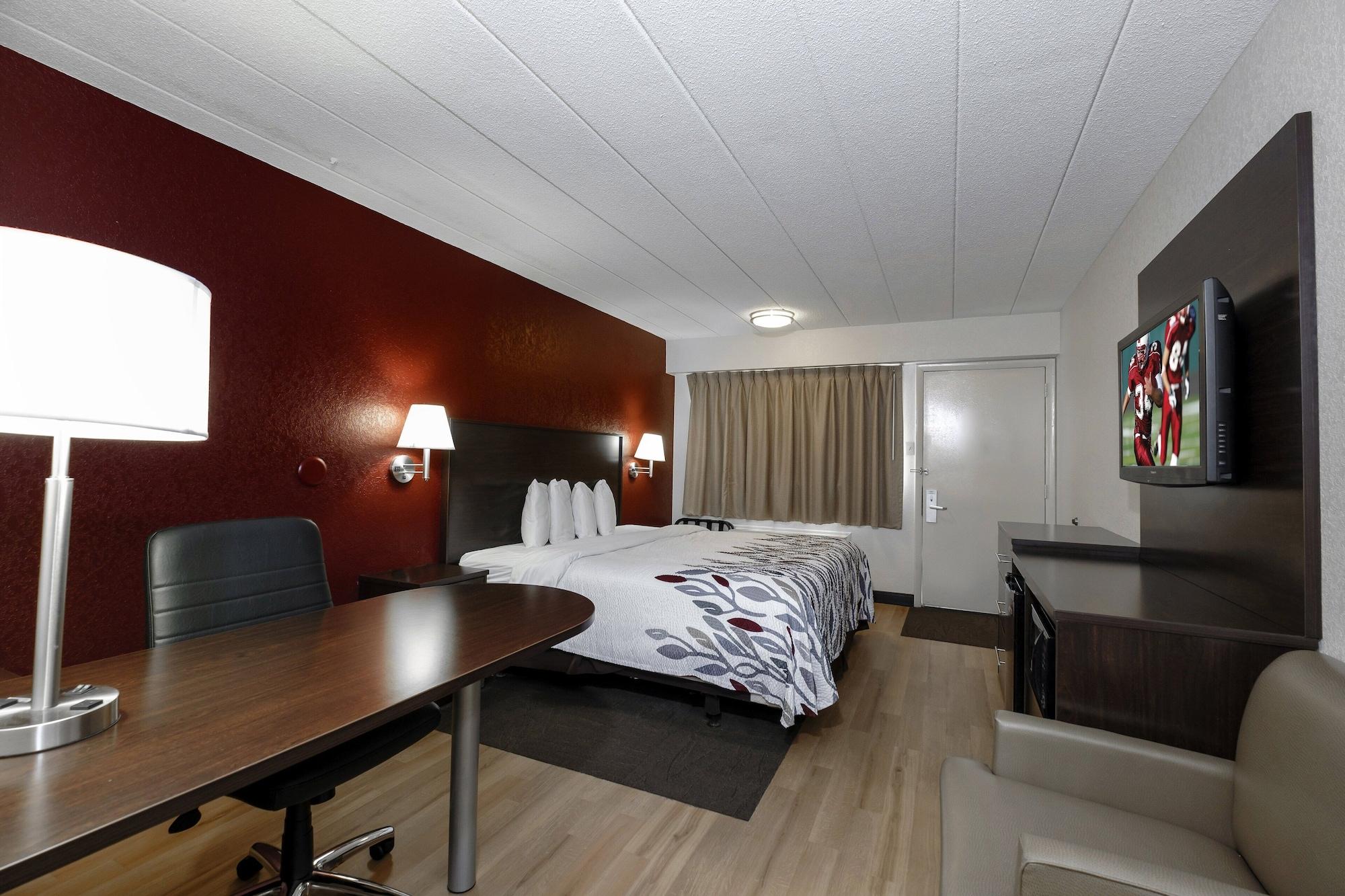 Red Roof Inn Detroit - Трой Екстер'єр фото